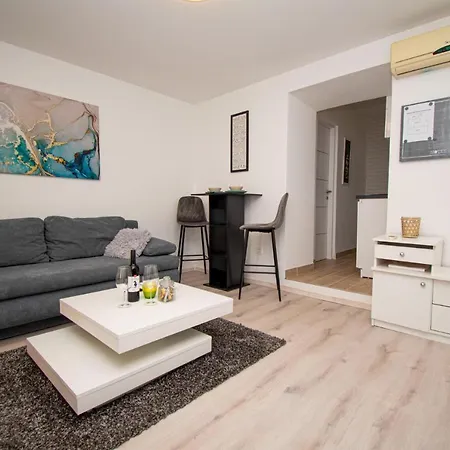 Apartament Oasis Pula